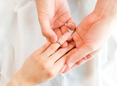 豊田市の結婚相談所の豊田婚活結婚相談所ハピマリで成婚イコール結婚をイメージする画像 (2)